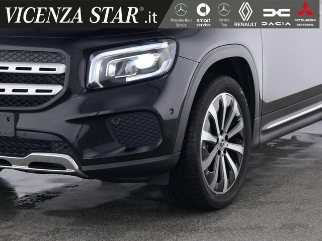 MERCEDES-BENZ GLB 200 d SPORT