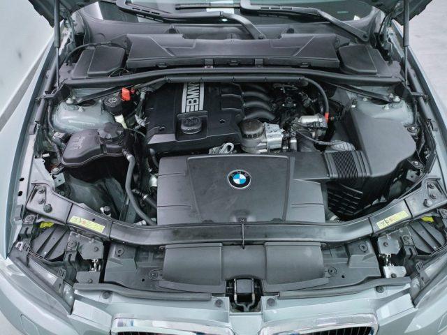 BMW 320 i cat Coupé Futura