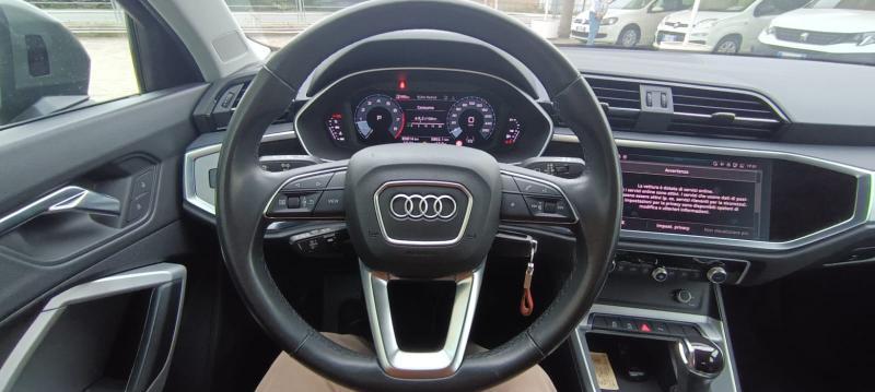 Audi Q3 35 1.5 tfsi mhev Business s-tronic