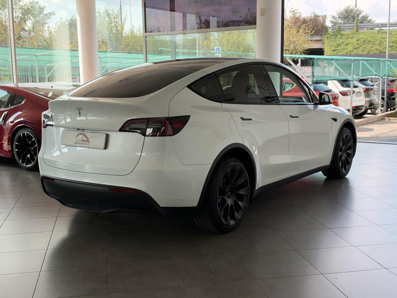 Tesla Model Y Single Motor RWD my23 IVA ESPOSTA