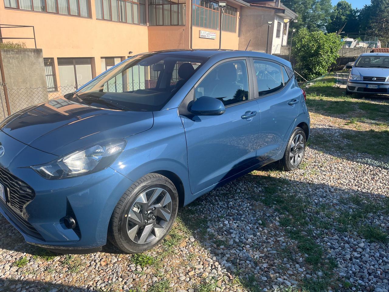 Hyundai i10 1.0 MPI AT Connectline 02/2025 Si Permuta