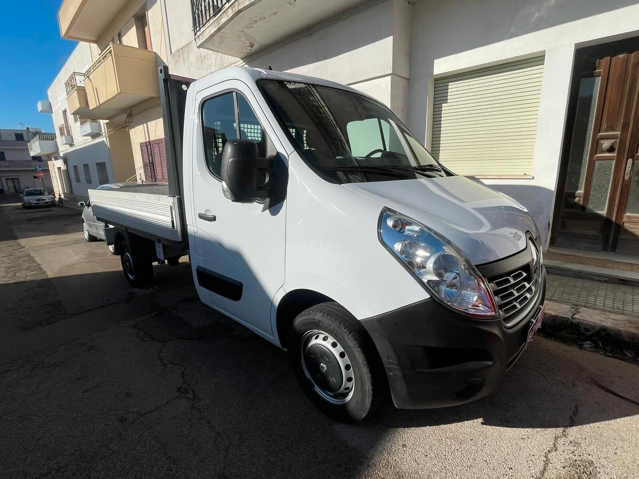 Renault Master T35 2.3 dCi/130 PM-TN Pianale Cabinato