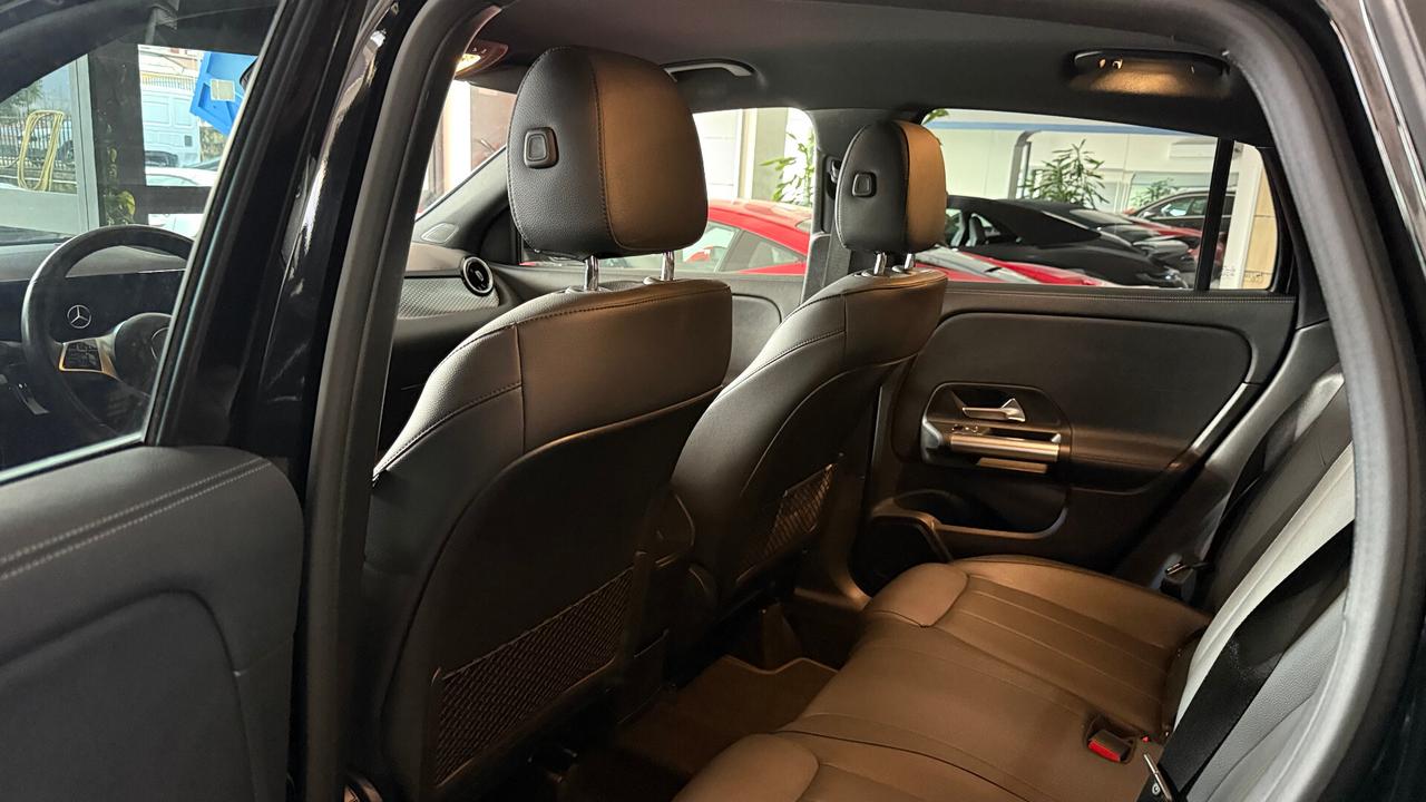 MERCEDES GLA 180 D MOTORE 2.0 116 CV restyling