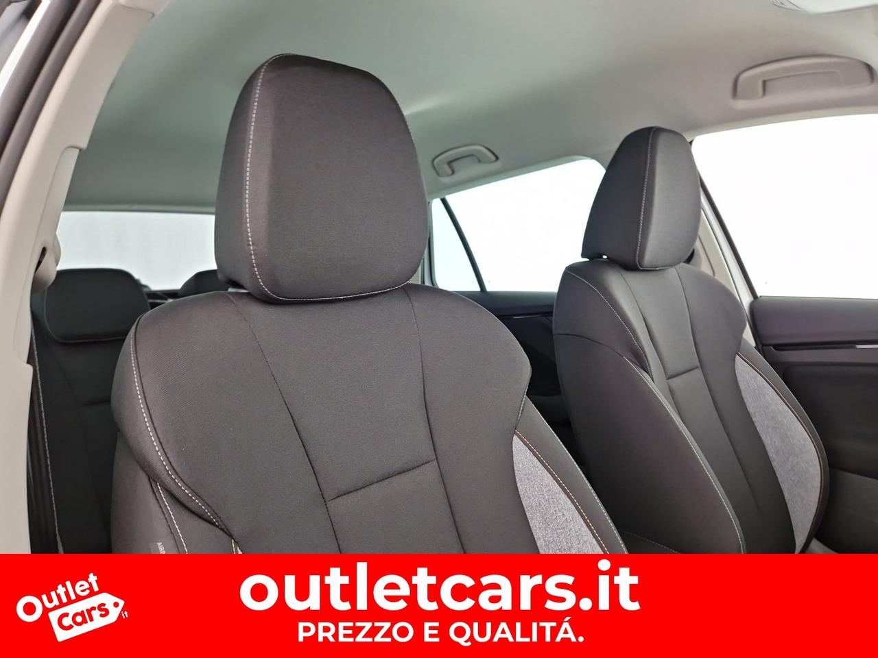 Skoda Kamiq 1.0 tsi black dots 115cv