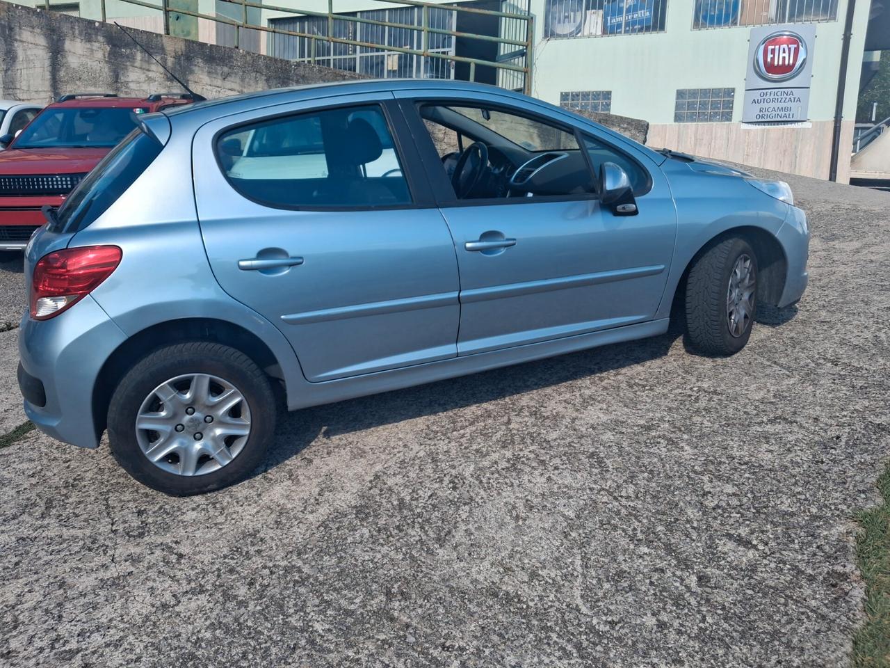 Peugeot 207 1.4 HDi 70CV 5p. Sweet Years