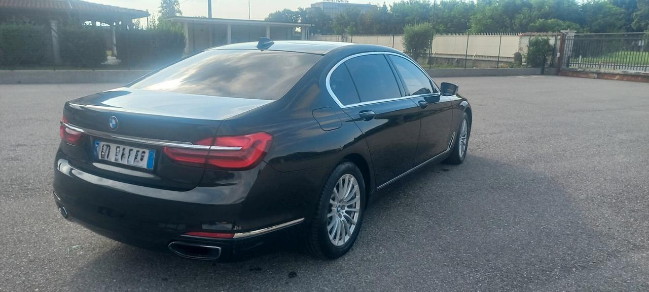 Bmw 730 730d xDrive Luxury