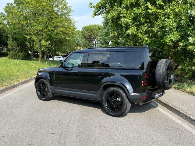 LAND ROVER Defender 110 3.0D I6 200 CV AWD Auto SE TOTAL BLACK IVA ESP