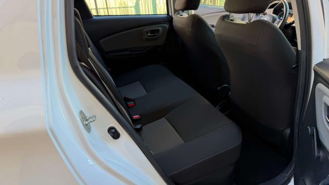 Toyota Yaris Yaris III 5p 1.5h Active OK NEOPATENTATO