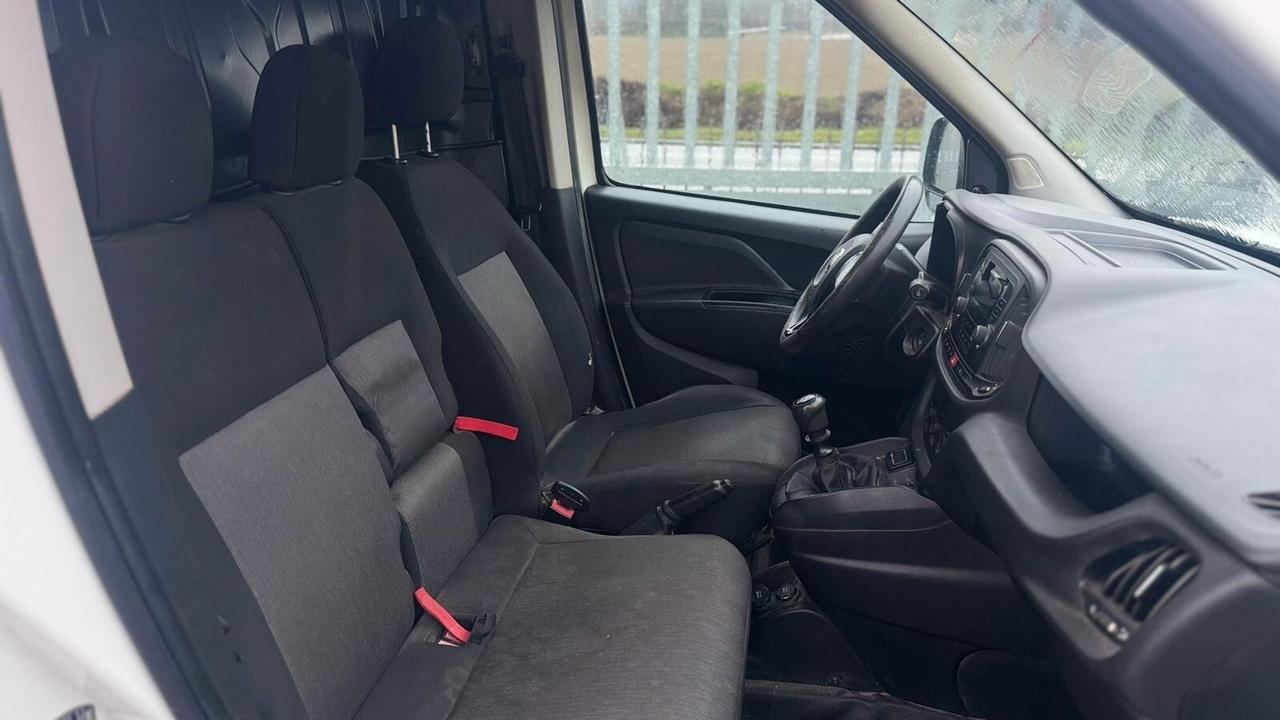 Fiat Doblo 1.6 MJT 2016 3 POSTI