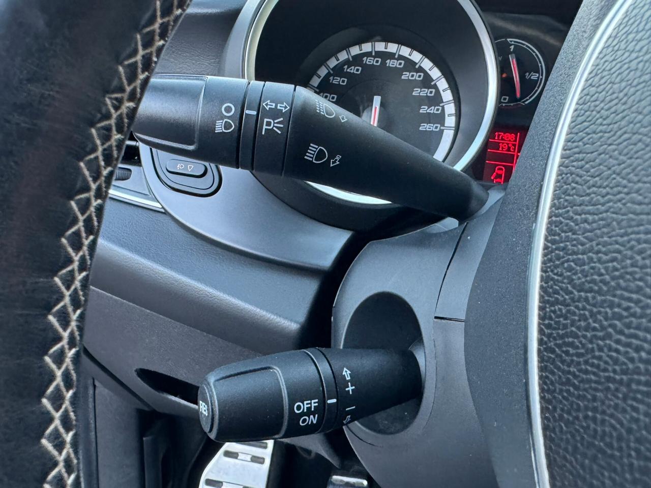 Alfa Romeo Giulietta 1.6 JTDm-2 120 CV QV-Line