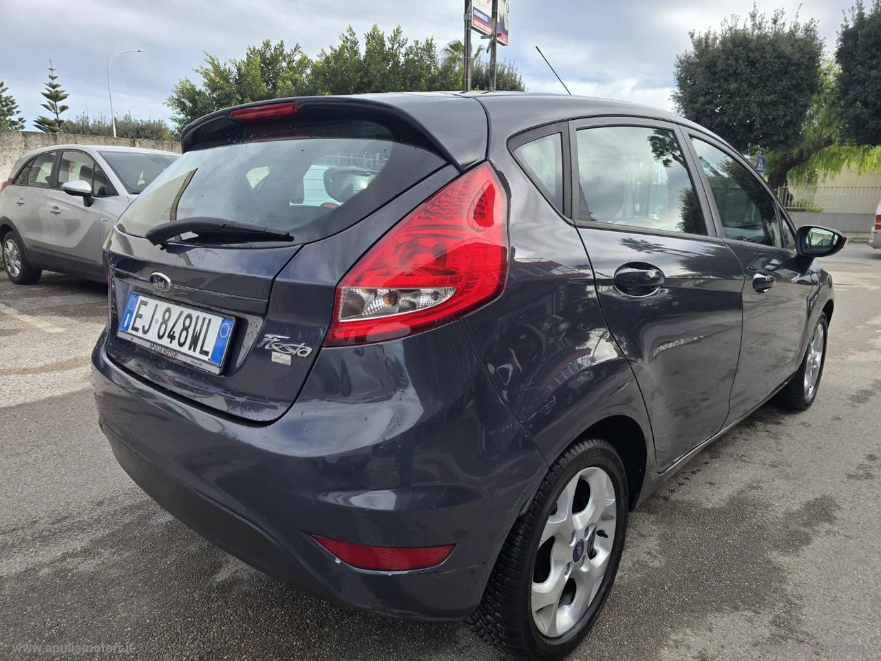 FORD Fiesta 1.4 TDCi 70 CV 5p. Titanium