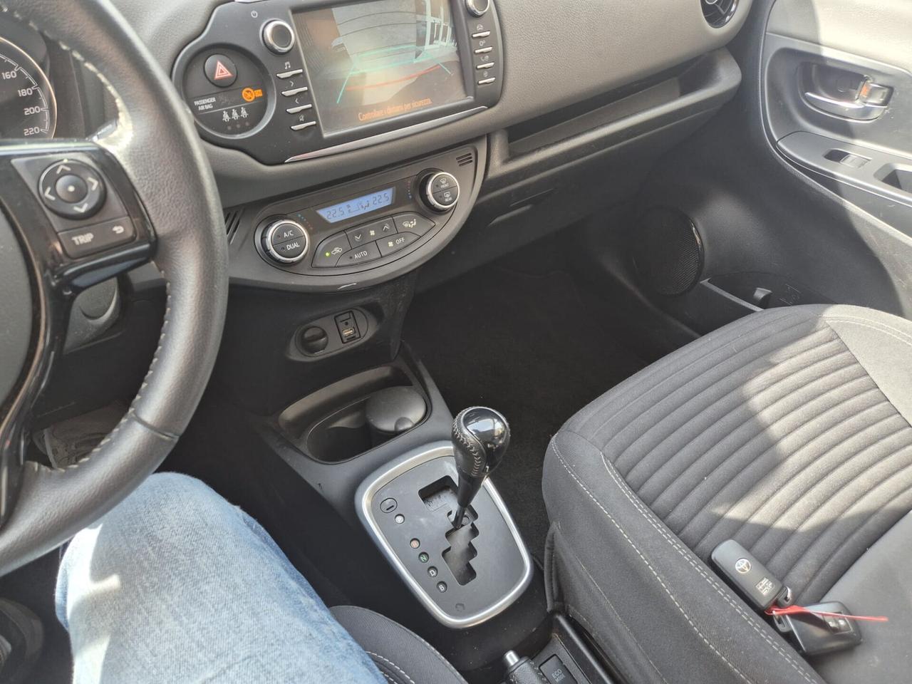 Toyota Yaris 1.5 Hybrid 5 porte Active