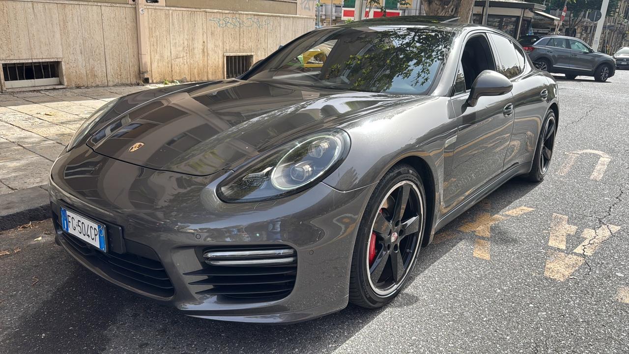 Porsche Panamera 4.8 GTS