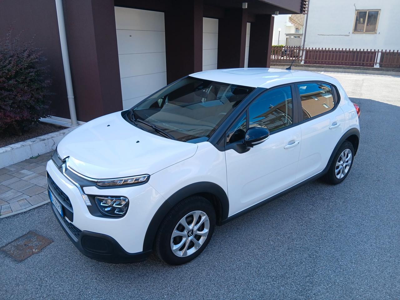 Citroen C3 PureTech 83 S&S Feel ok NEO patentati a € 169 mese