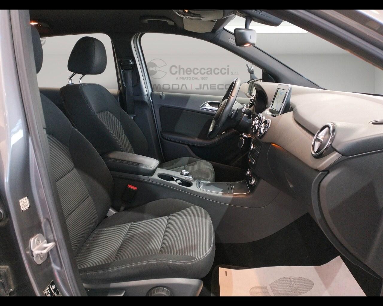 MERCEDES Classe B (T246/242) B 180 CDI Automati...