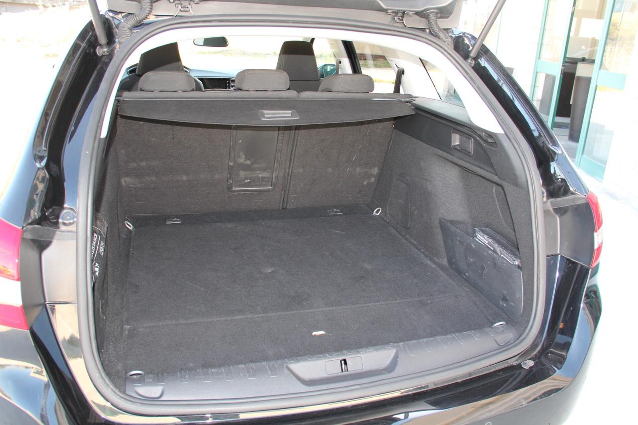 Peugeot 308 BlueHDi 130 S&S EAT8 SW Business