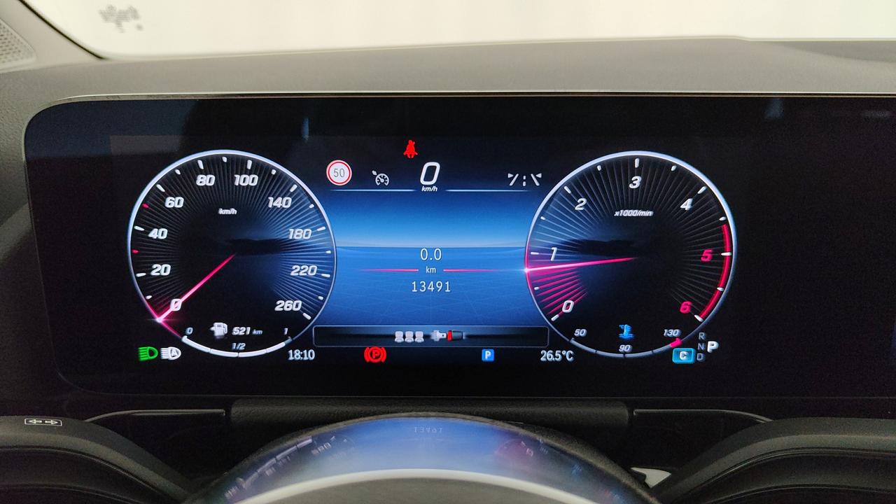 Mercedes-Benz GLA 180 d Advanced auto