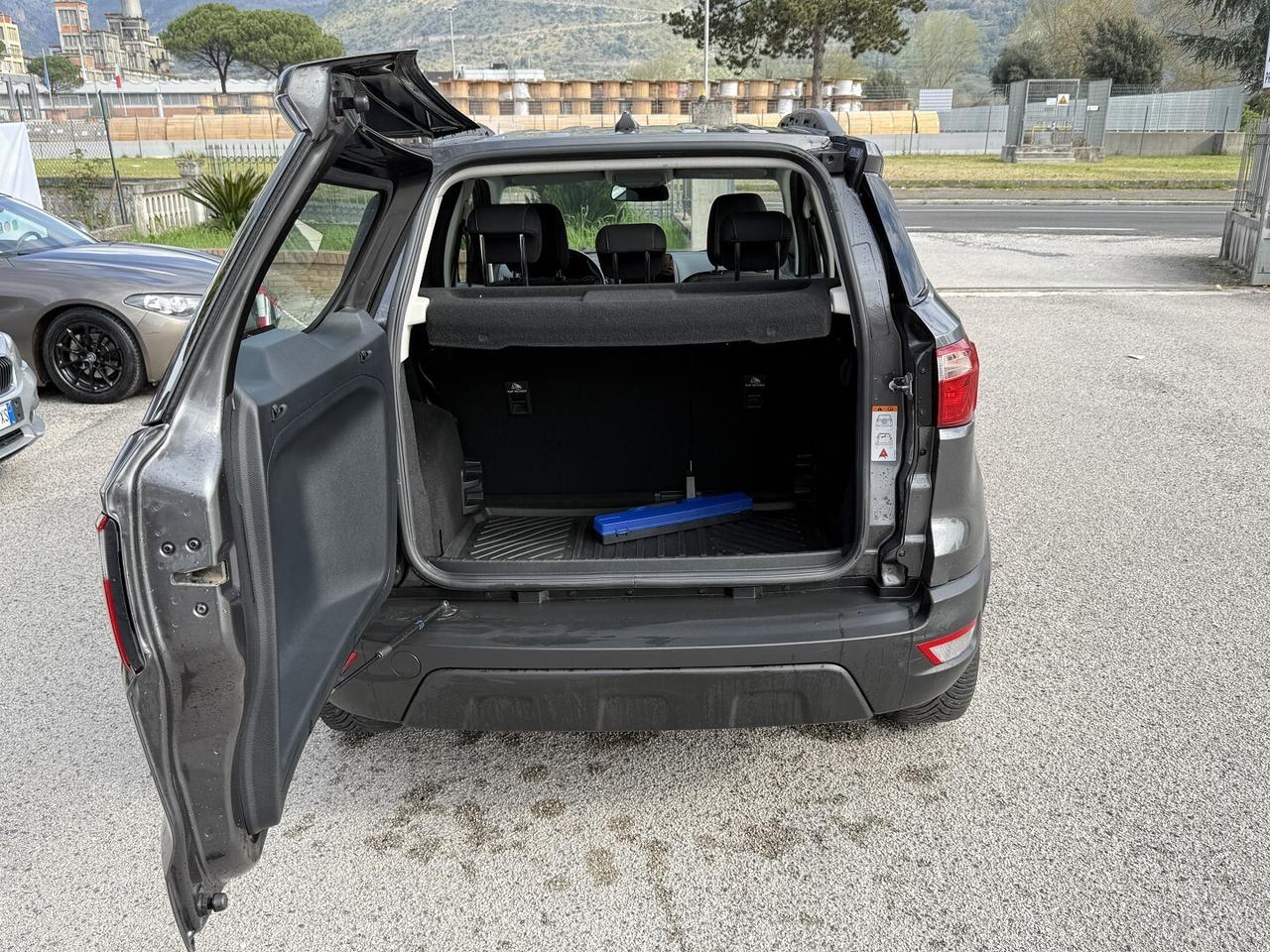 FORD ECOSPORT 1.5 TDCI ADATTA NEOPATENTATI