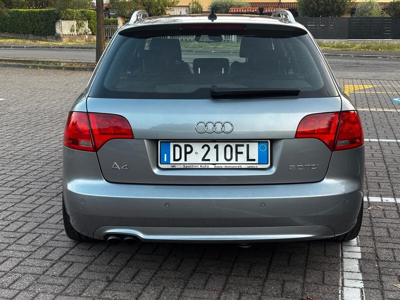 Audi A4 2.0 TDI 143CV F.AP. S-LINE..CELL 393 690 2051 WUATSAPP