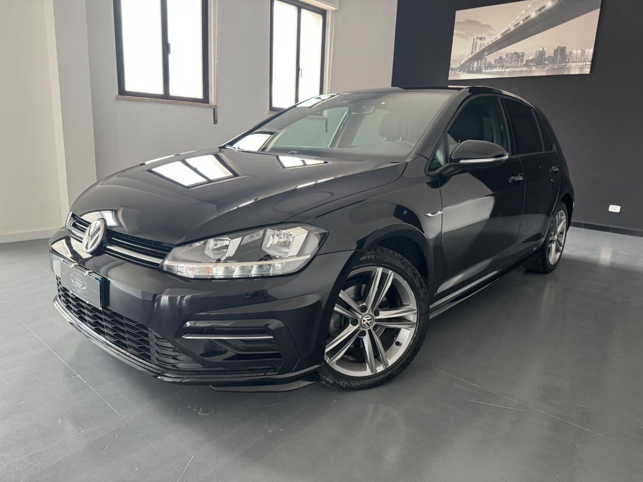 Volkswagen Golf 7.5 1.6 TDI 115CV R-Line *Tetto*