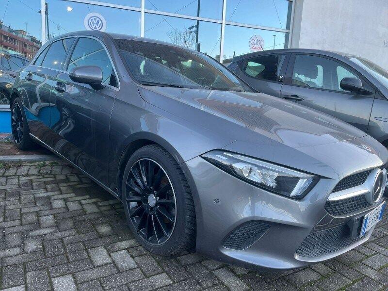 Mercedes-Benz Classe A A 180 d Automatic Premium