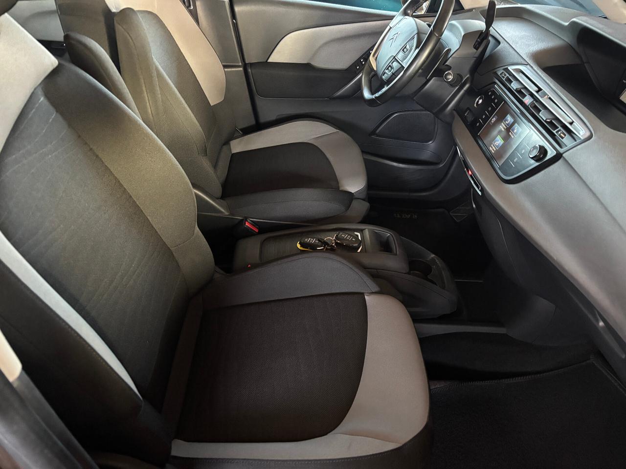 Citroen Grand C4 Picasso 1.6 BlueHDi 120 S&S EAT6 EXCLUSIVE