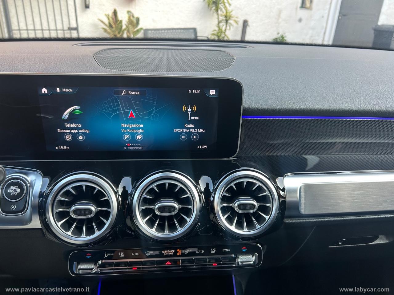 MERCEDES-BENZ GLB 200 d Automatic Premium