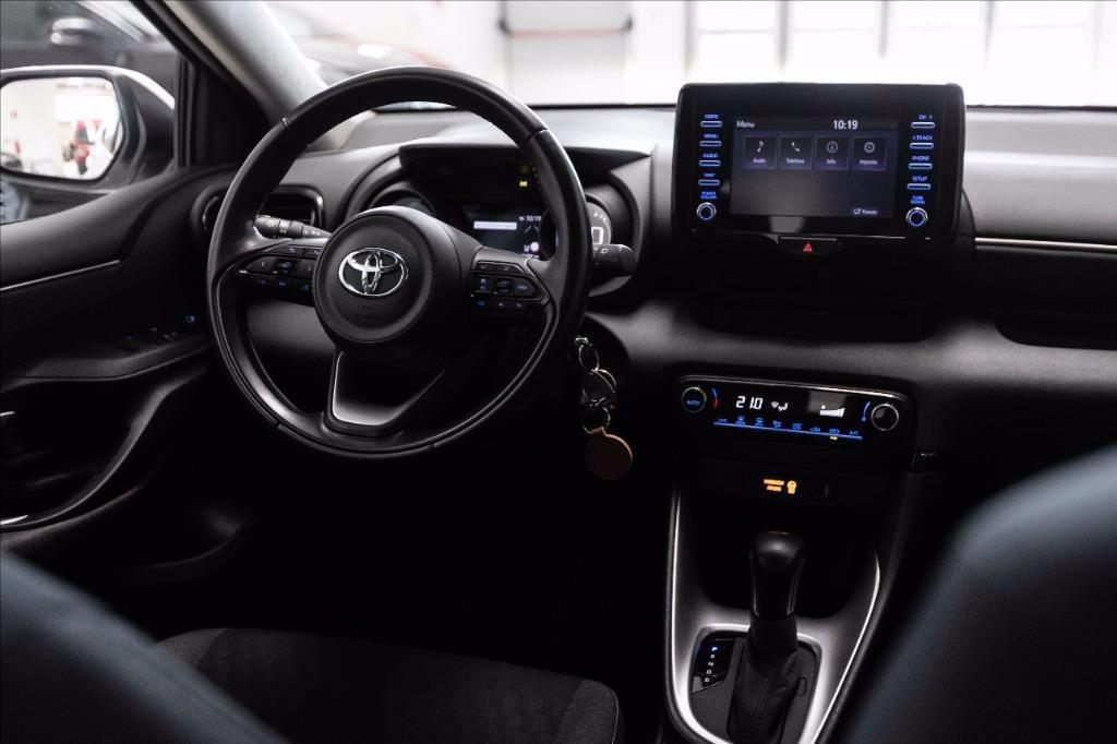TOYOTA Yaris 1.5h Business del 2022