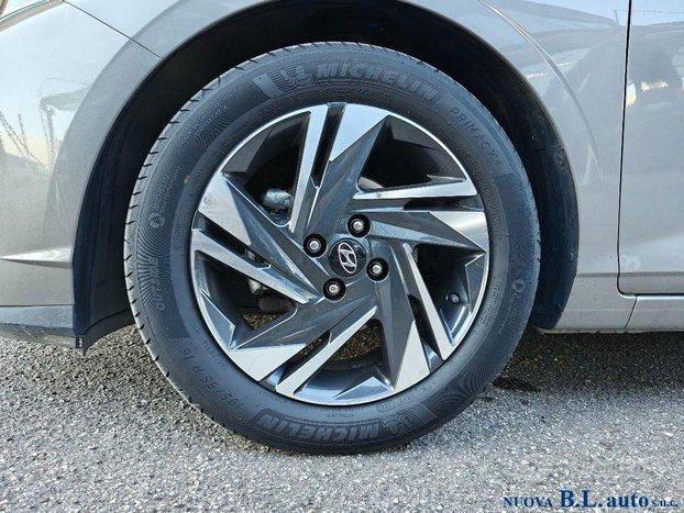 HYUNDAI - i20 - 1.2 5p. Connectline