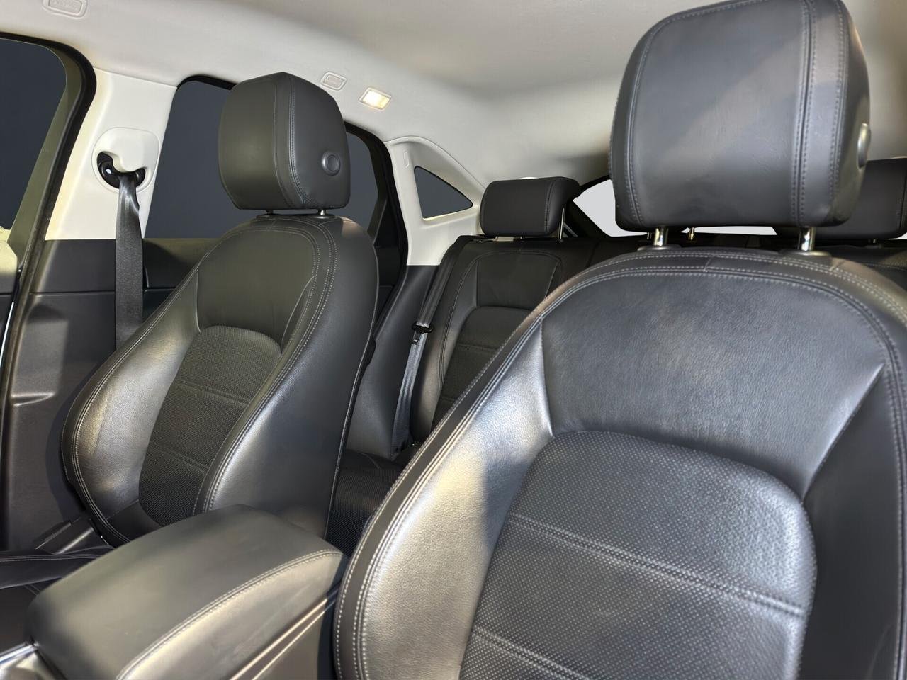 Jaguar E-Pace 2.0D 180 CV AWD aut. S