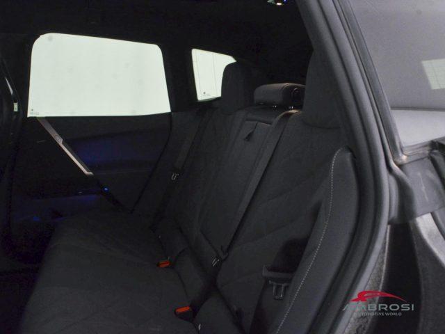 BMW iX xDrive40 Pacchetto Sportivo
