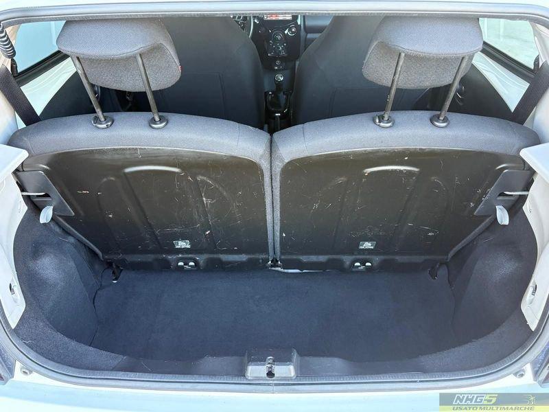 Citroën C1 VTi 72 5 porte Shine