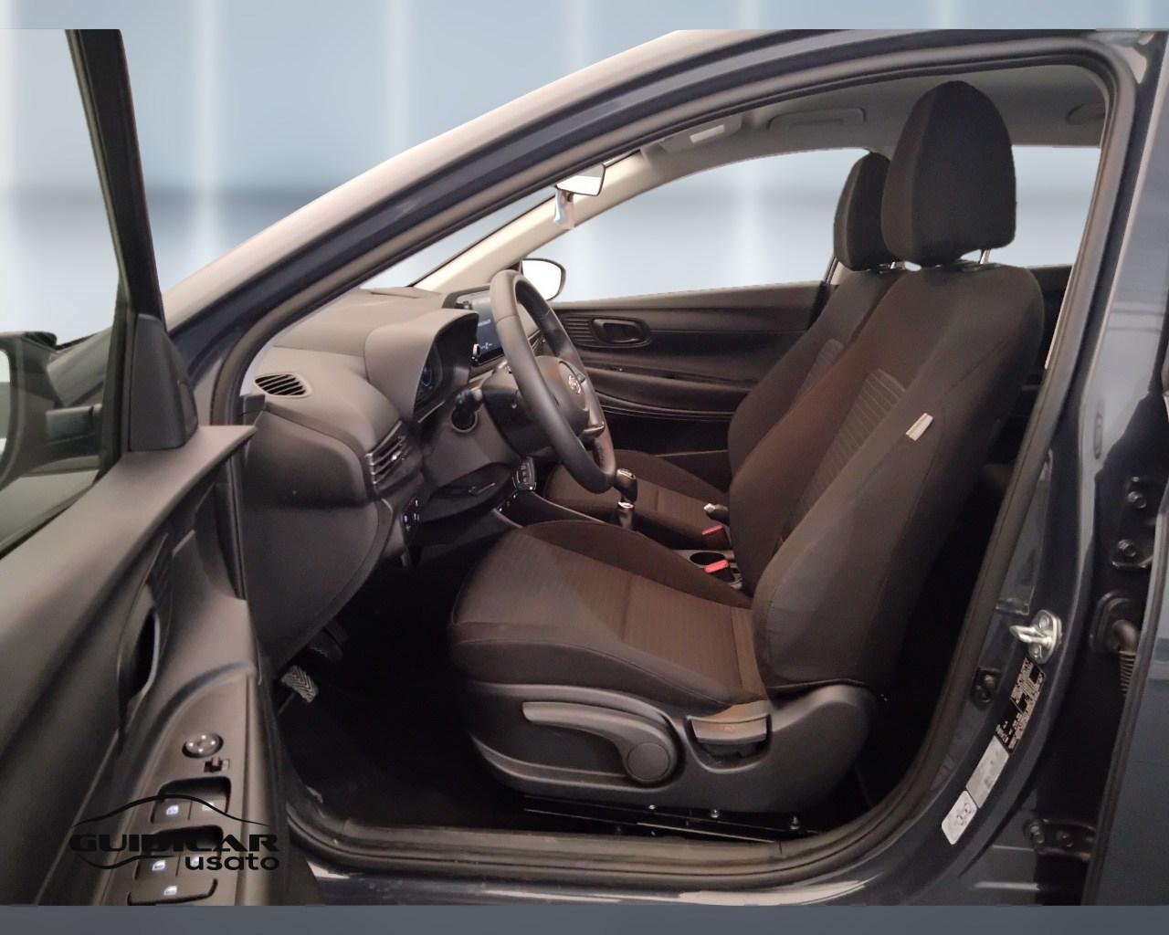 HYUNDAI i20 III 2021 - i20 1.2 mpi Connectline Exterior Pack