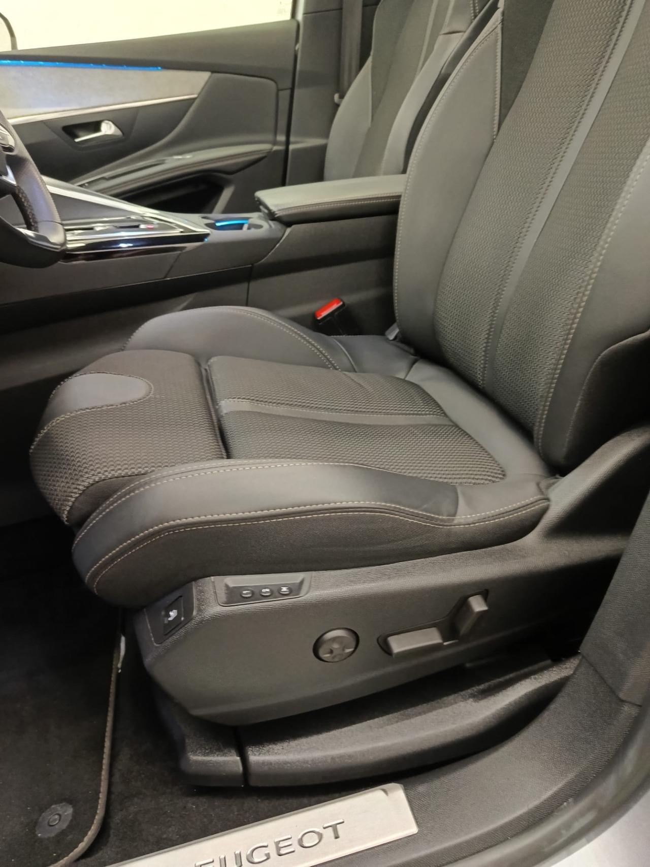 Peugeot 3008 BlueHDi 130 S&S EAT8 GT