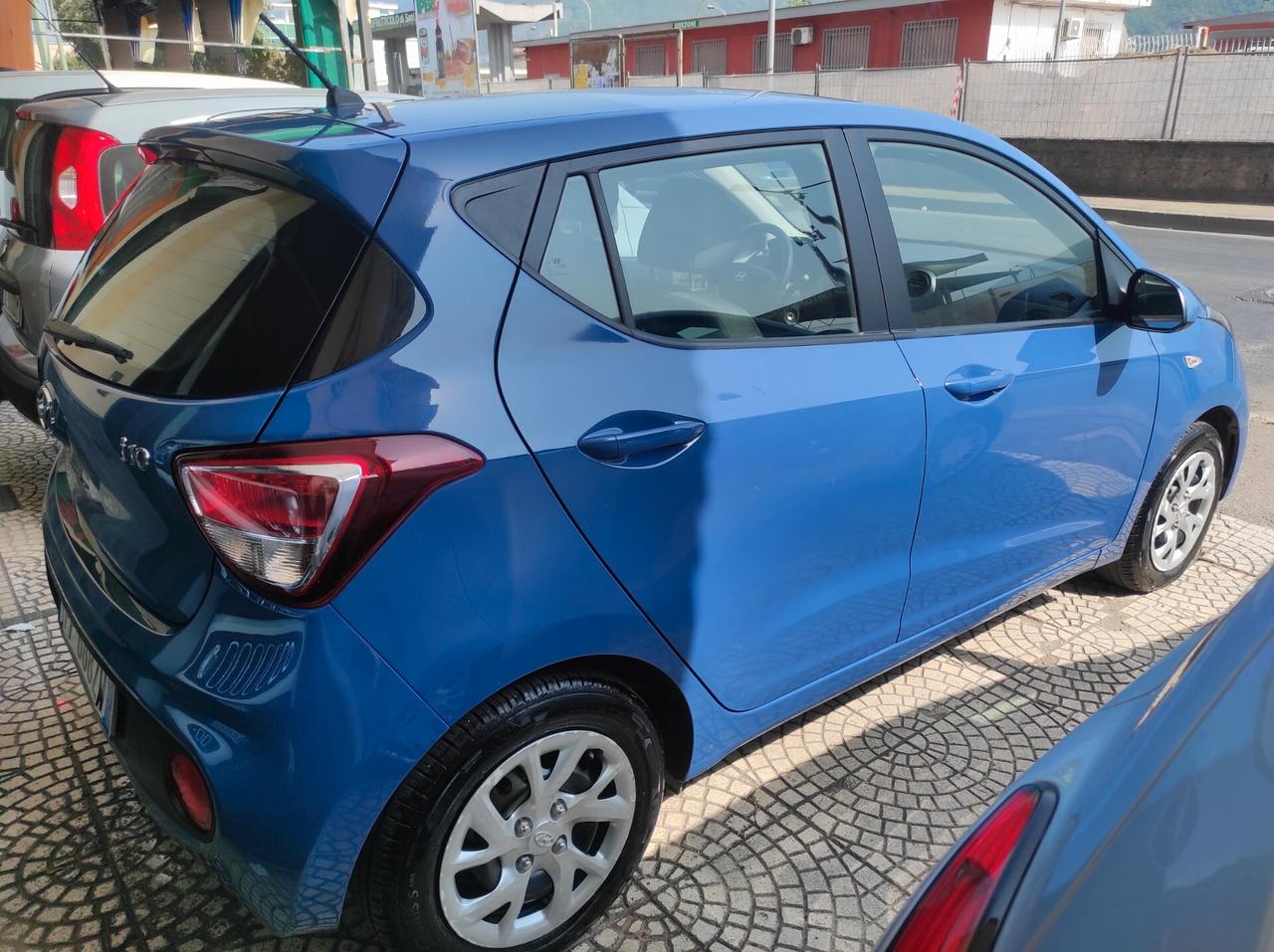 Hyundai i10 2018 1.0 Benz UsbAux ComanBluetho