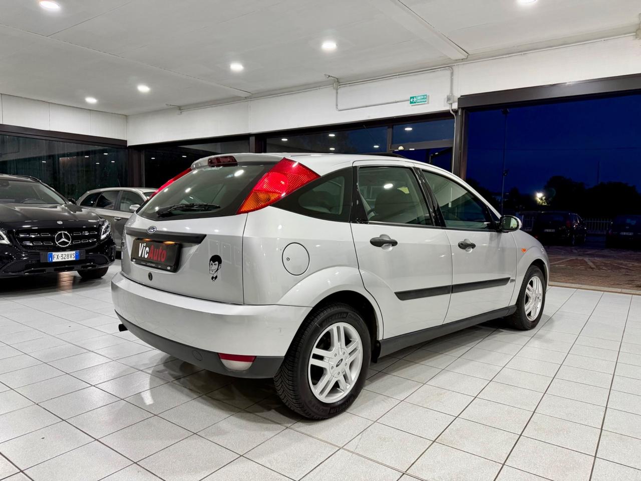 Ford Focus 1.6i 16V cat 5p. Zetec