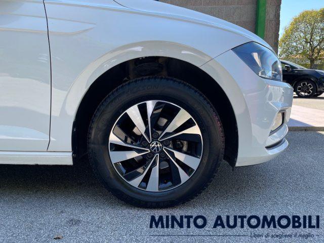 VOLKSWAGEN Polo 1.0 80CV RETROCAMERA NAVIGATORE SENSORI PARCHEGGIO