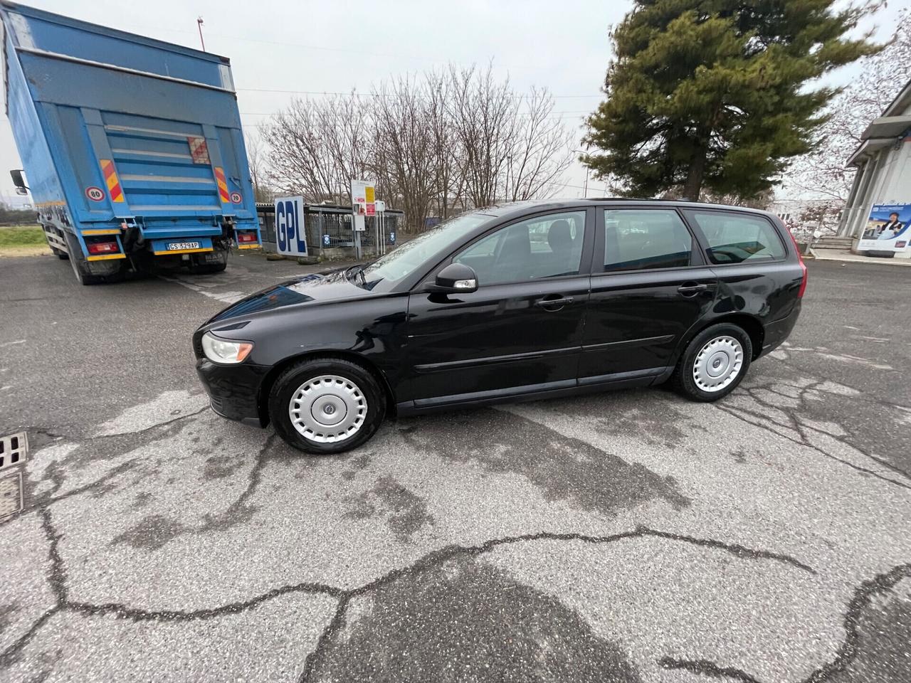 Volvo V50 1.6 D DRIVe cat R-Design