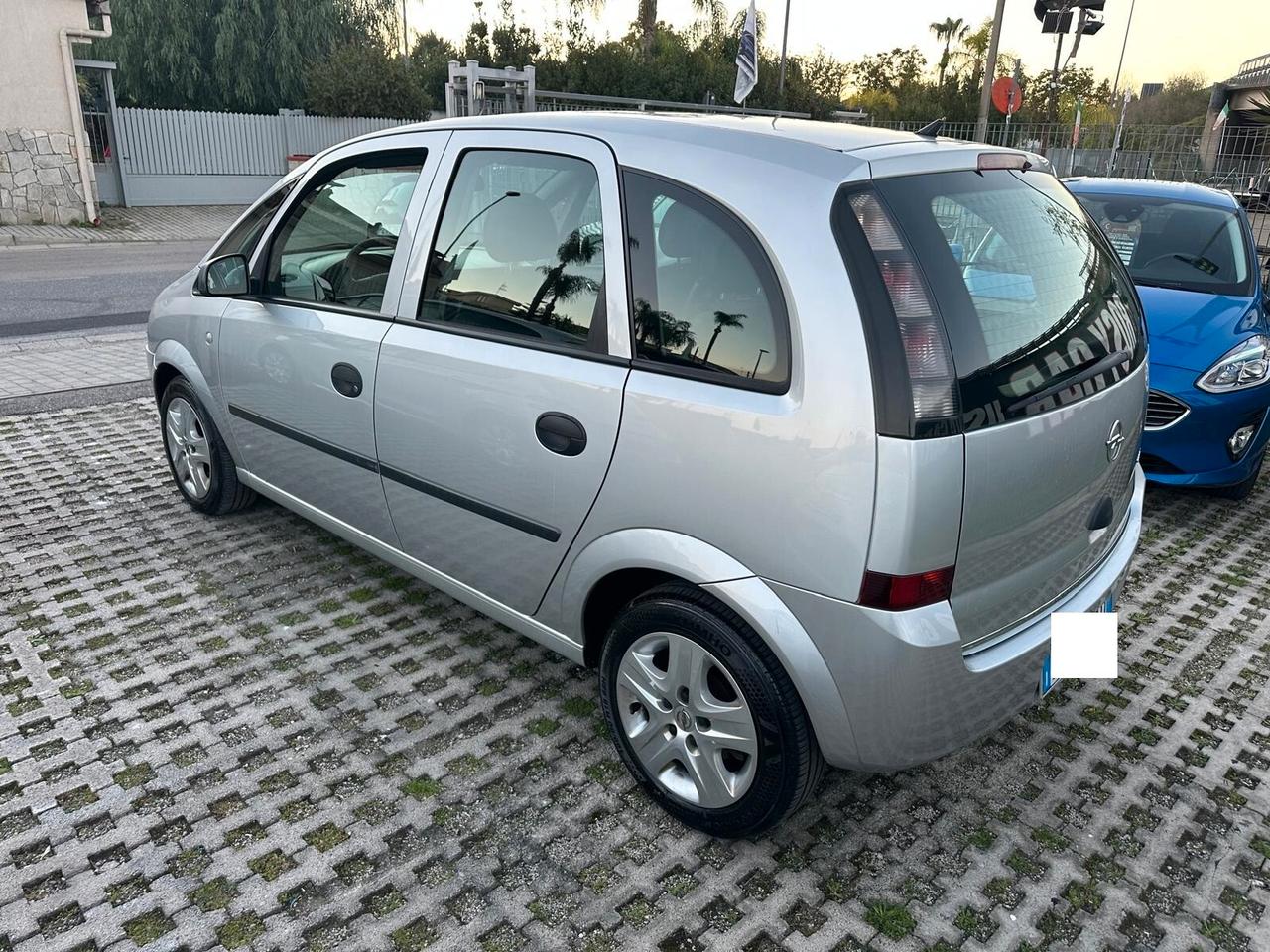 Opel Meriva 1.3 CDTI ecoFLEX Cosmo-02/2010