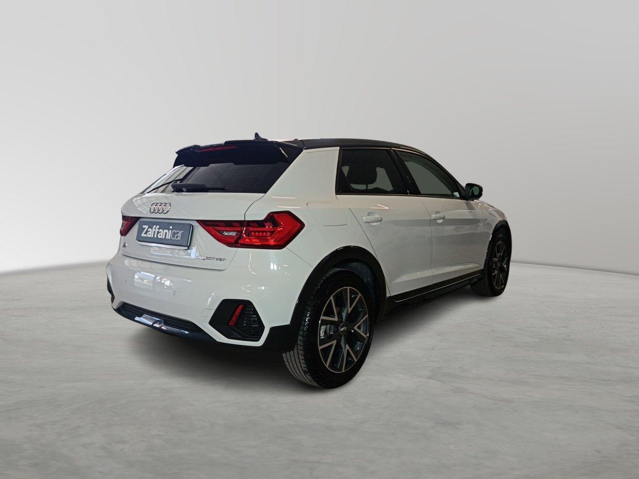 AUDI A1 2ª serie - A1 citycarver 30 TFSI S tronic Admired