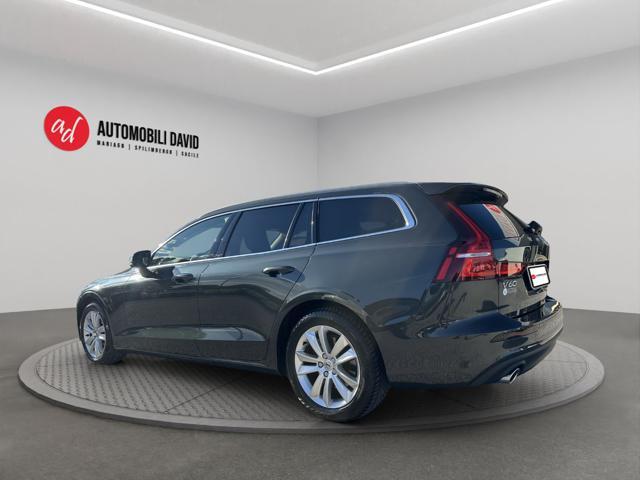 VOLVO V60 B4 (d) Geartronic Momentum Business Pro