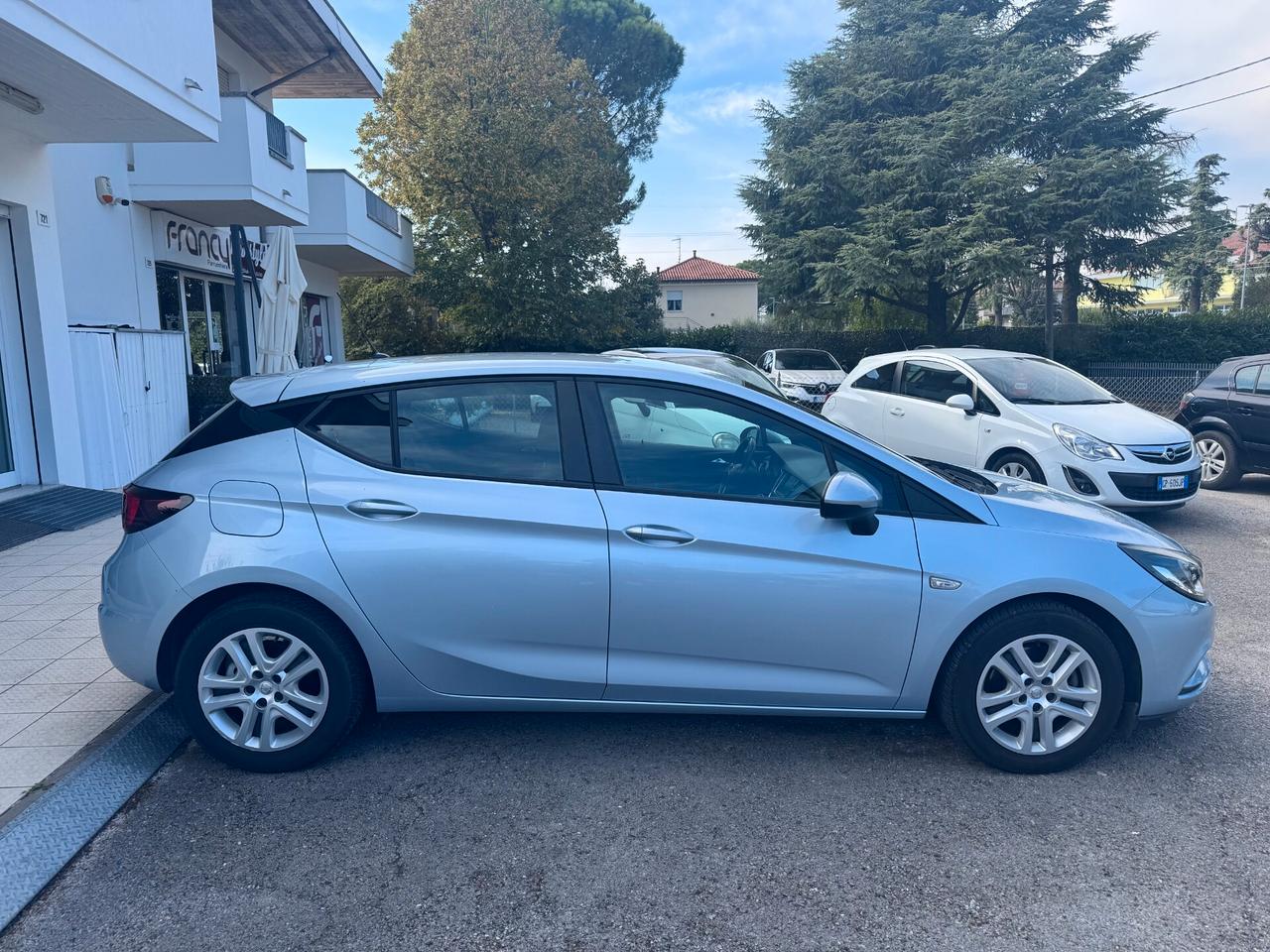 Opel Astra 1.6 CDTi 136CV Start&Stop 5 porte Innovation