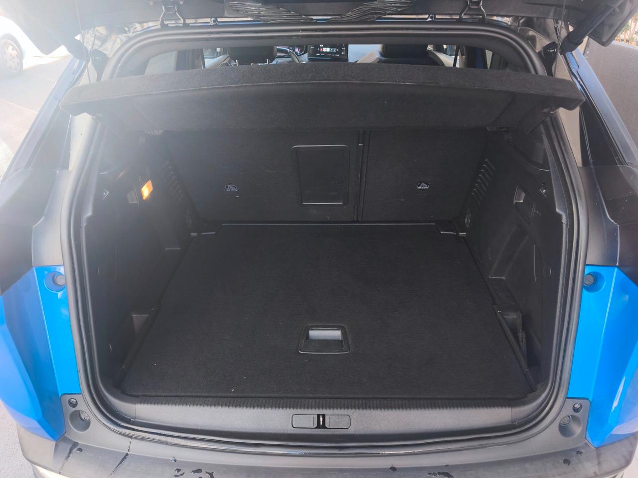 Peugeot 3008-GT 130CV EAT8 TETTO APRIBILE 2022