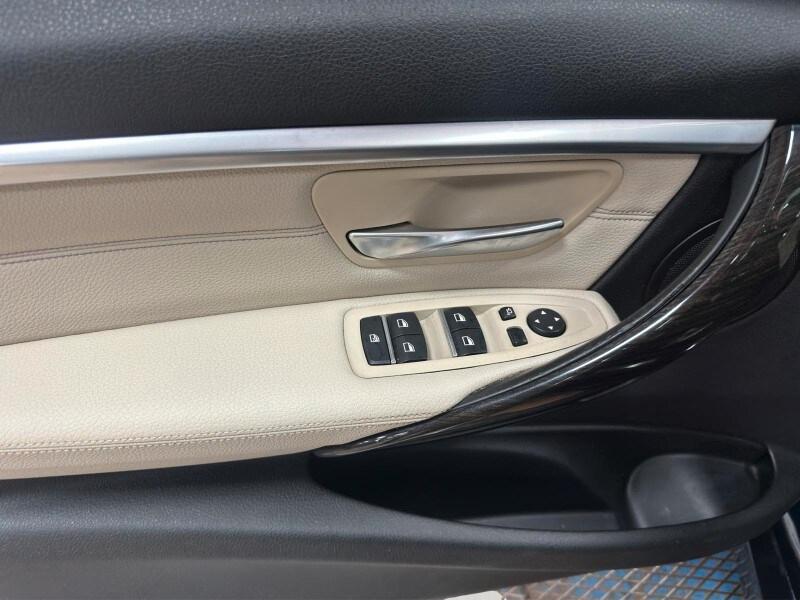 BMW Serie 3 (F30/31) 330e iPerformance Msport