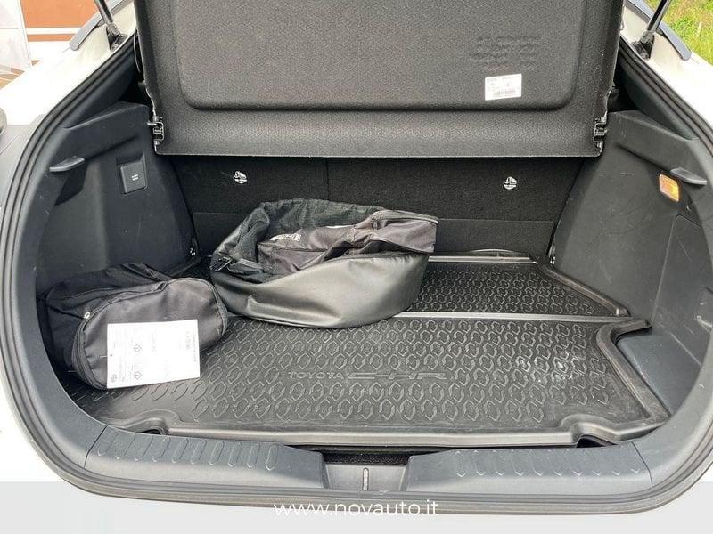 Toyota C-HR C-HR 2.0 phev Trend eco fwd e-cvt