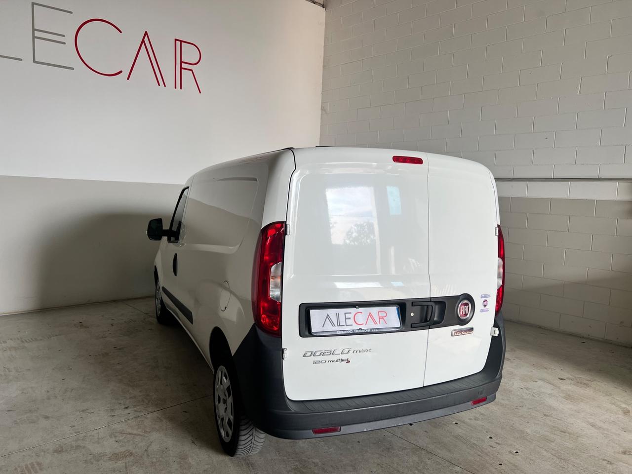 Fiat Doblo cargo maxi 1.6 mjt SX 120cv E6 (+ IVA)