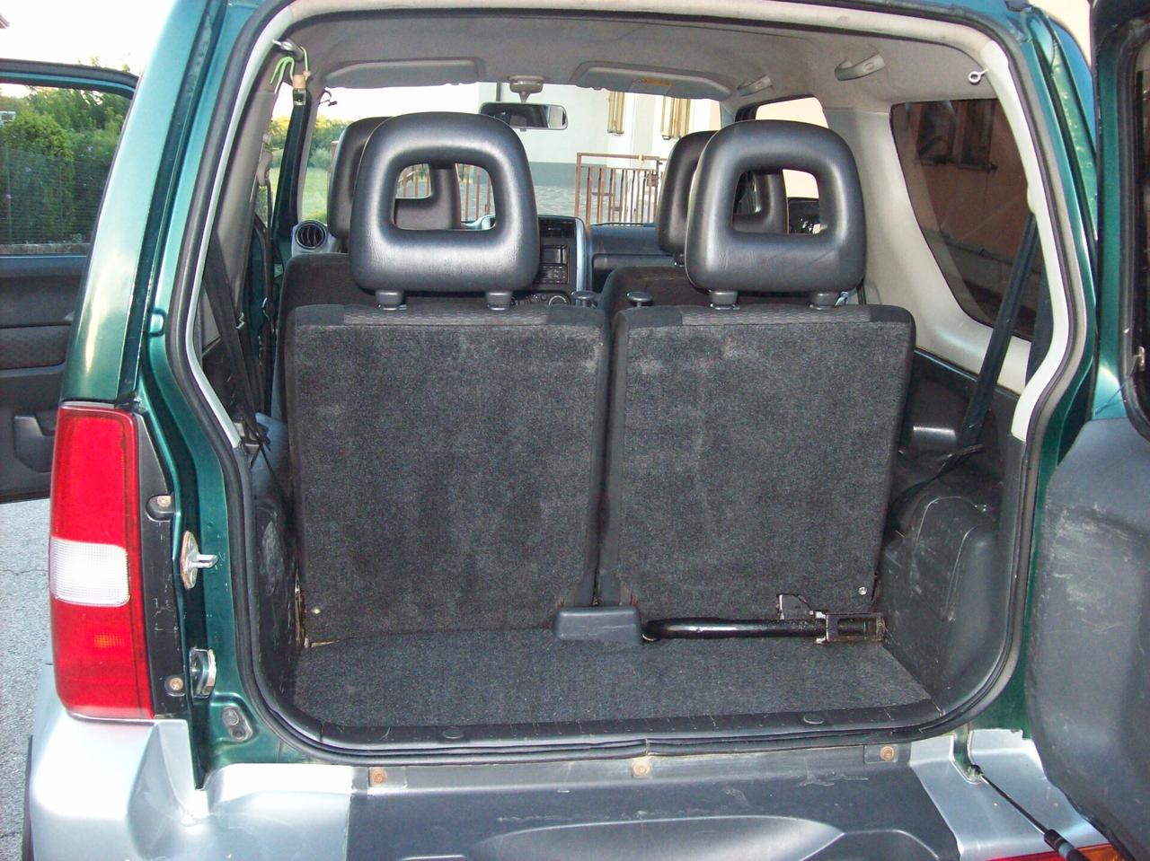 Suzuki Jimny 1.5 DDiS cat 4WD JLX gancio traino