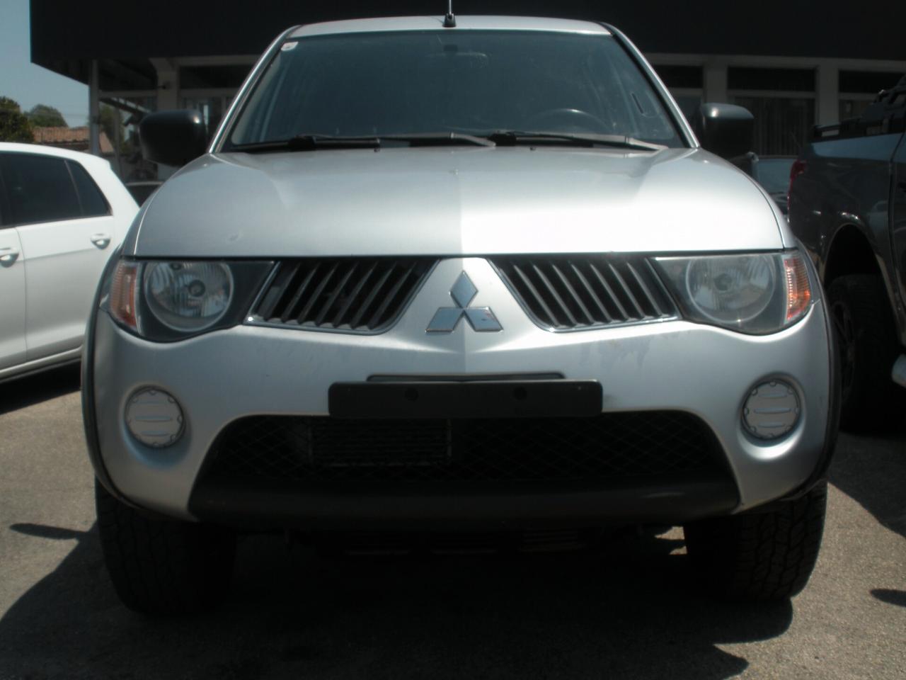 Mitsubishi L200 2.5 DI-D/136CV Double Cab Intense ''SAFARI''