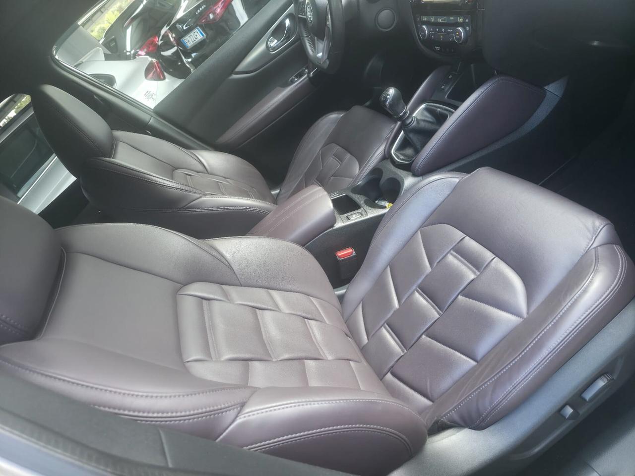 Nissan Qashqai 1.6 dCi 4WD Tekna