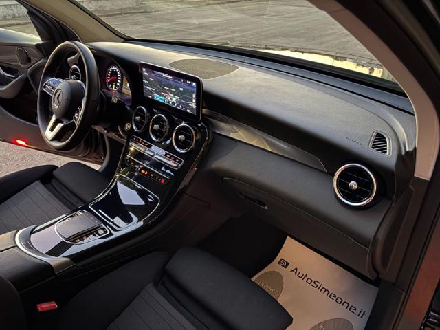 MERCEDES-BENZ GLC 300 de 4Matic Plug-in hybrid Sport